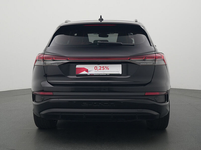 Audi Q4 e-tron S line PANO MATRIX NAVI VIRT ACC LEDER