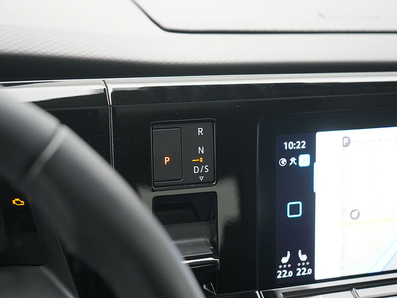 Volkswagen T7 Multivan TDI DSG APP CONNECT KAM PDC KLIMA