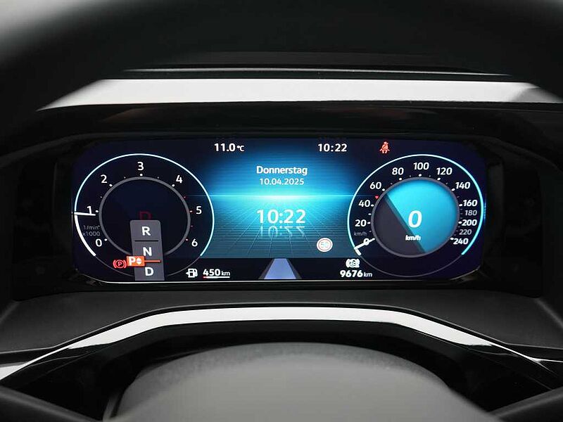 Volkswagen T7 Multivan AHK MATRIX PANO SHZ VIRT KAM ACC APP