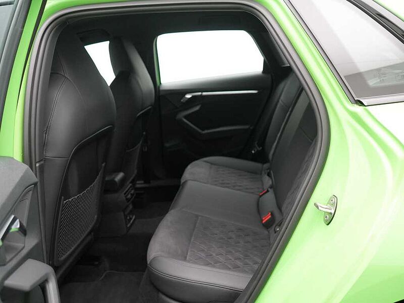 Audi RS3 Sportback quattro STRON SPORTSITZE APP PDC