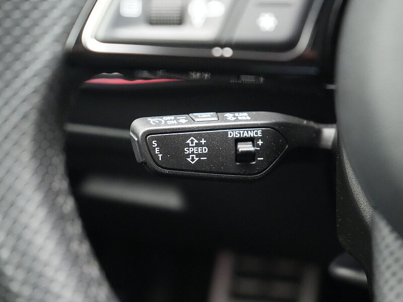 Audi RS3 Sportback quattro STRON NAVI VIRT MATRIX SHZ