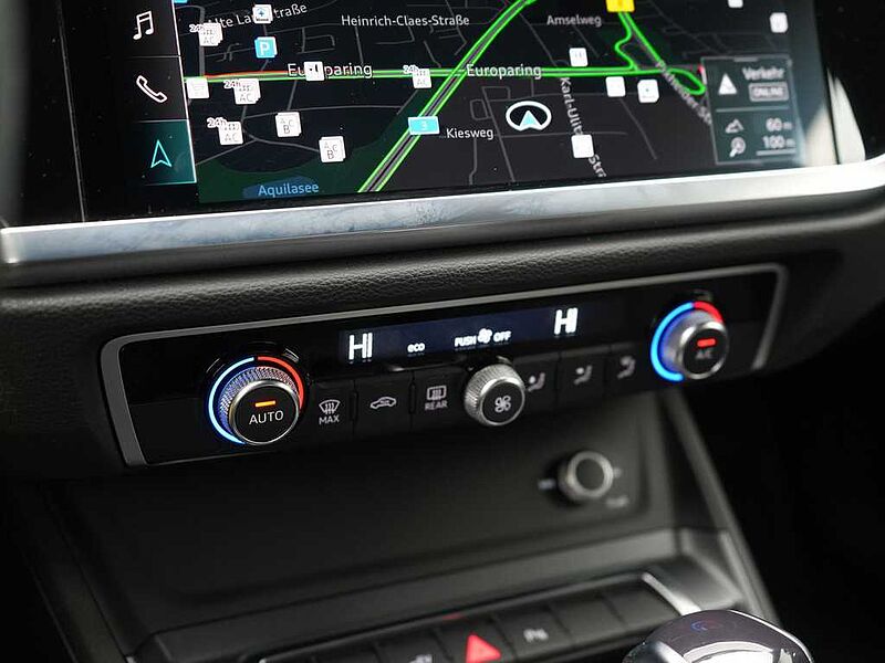 Audi Q3 Sportback S line STRON APP SPORTSITZE PDC