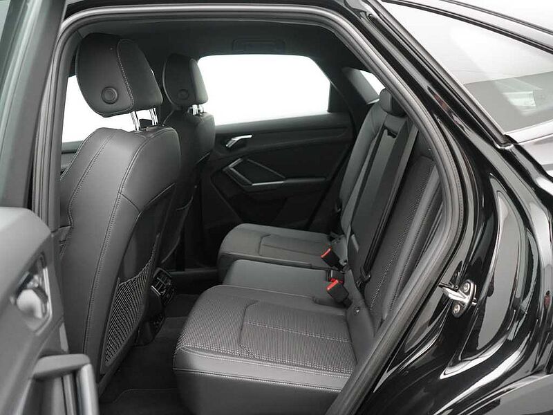 Audi Q3 Sportback S line STRON APP SPORTSITZE PDC
