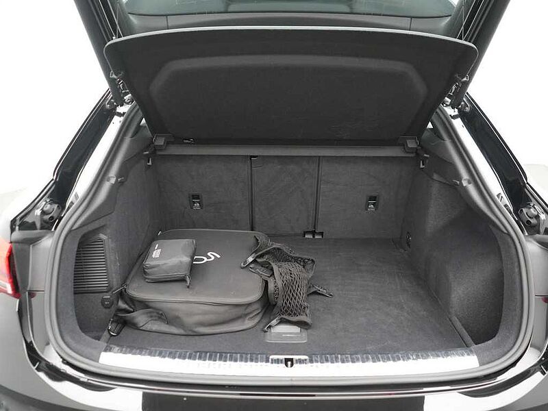 Audi Q3 Sportback S line STRON APP SPORTSITZE PDC
