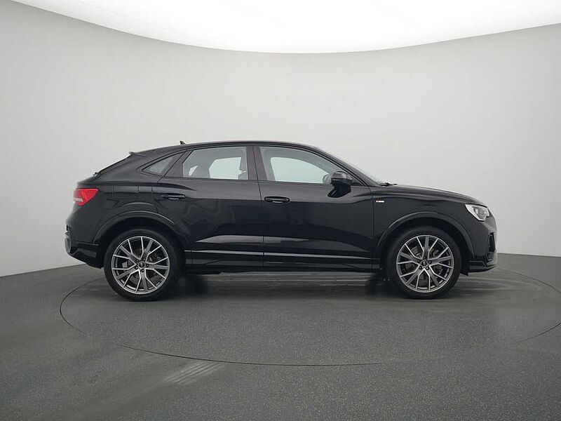 Audi Q3 Sportback S line STRON APP SPORTSITZE PDC