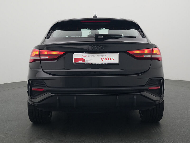 Audi Q3 Sportback S line STRON APP SPORTSITZE PDC