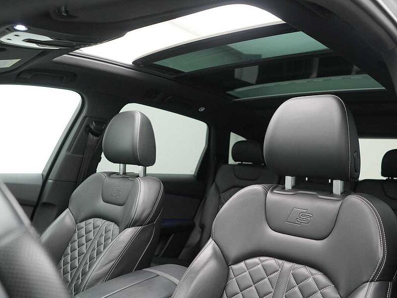Audi Q7 S line 7-SITZER LEDER RAUTE MEMORY ALLRAD ACC