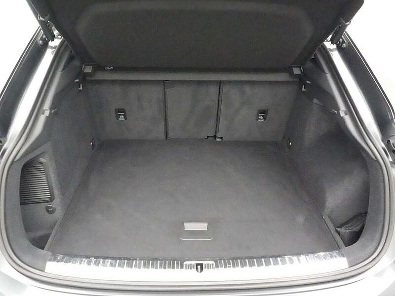 Audi Q3 Sportback e S line AHK NAVI VIRT MATRIX