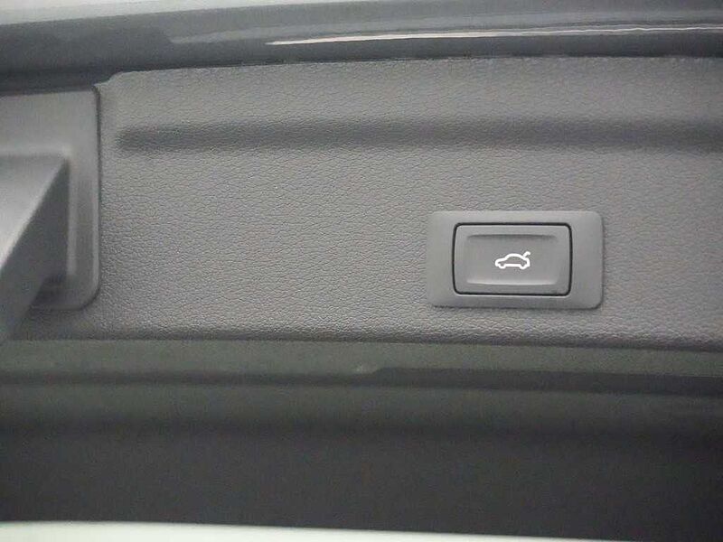 Audi Q3 Sportback S TRON APP CONNECT LED KAM SHZ