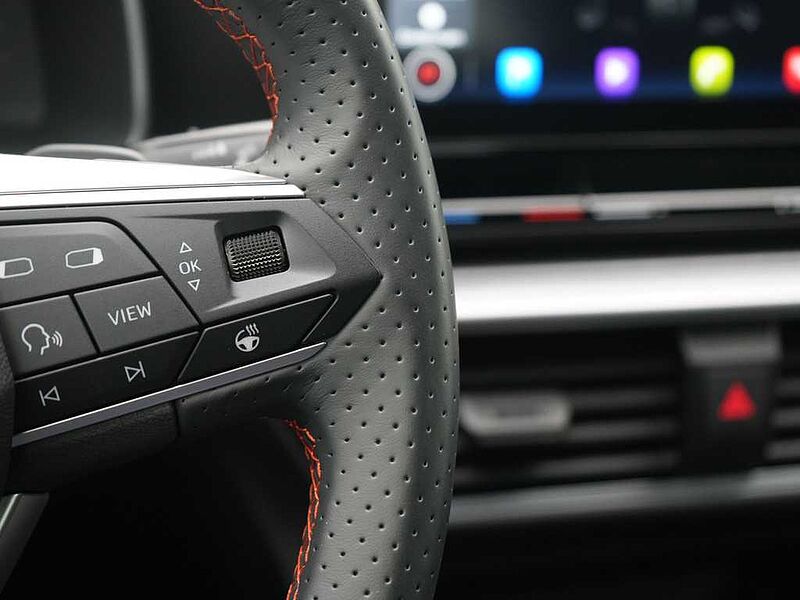 SEAT Leon VIRT ST FR DSG PDC NAVI SHZ CARPLAY