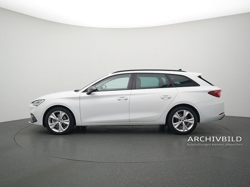 SEAT Leon ST FR DSG ACC CARPLAY NAVI KAM SHZ