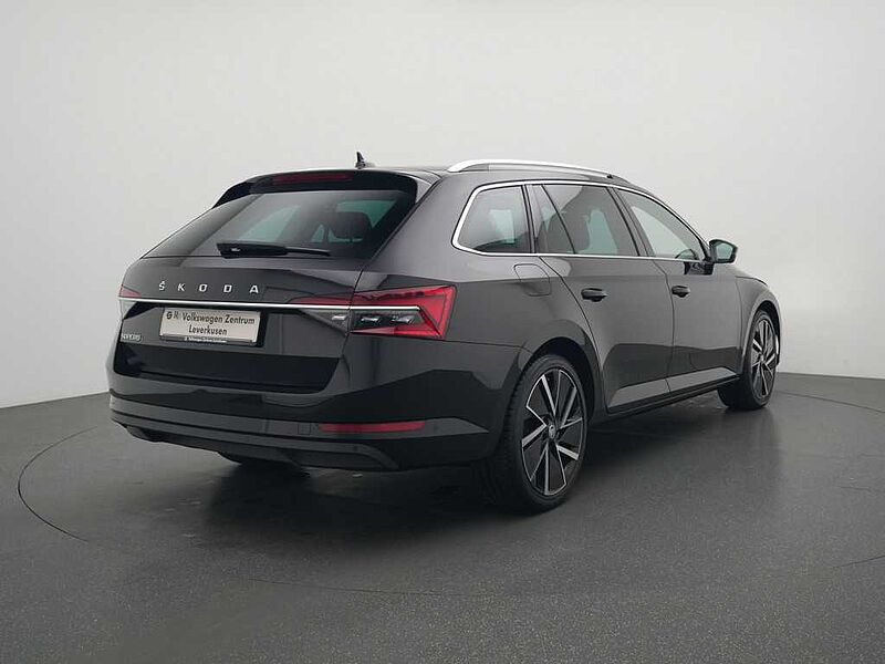 SKODA SUPERB Combi DSG STANDHZ AHK NAVI VIRT KAM 360°