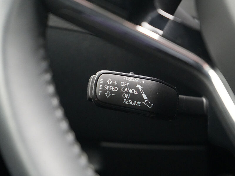 SKODA SUPERB Combi DSG STANDHZ AHK NAVI VIRT KAM 360°