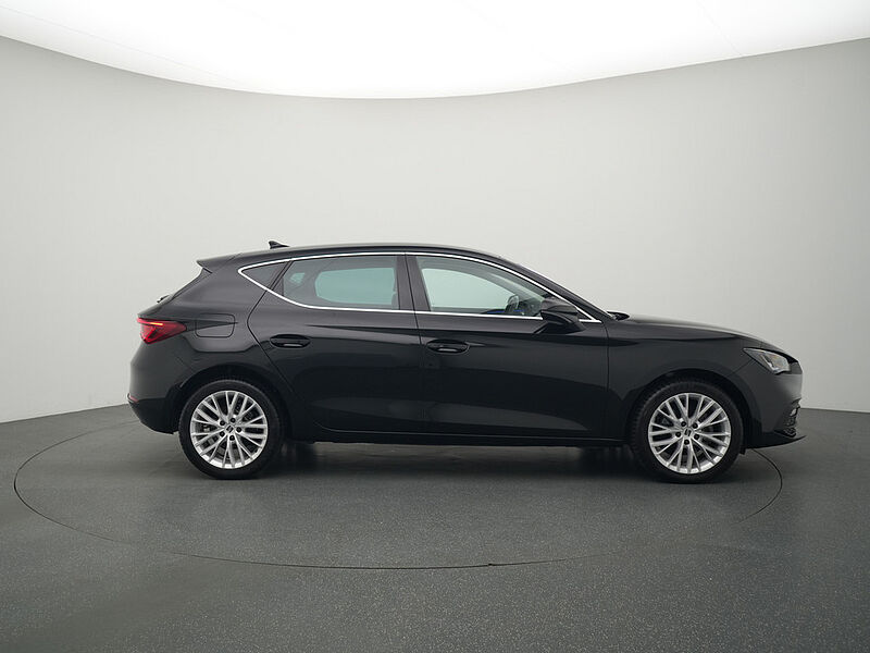 SEAT Leon Xcellence DSG NAVI VIRT SHZ APP LED