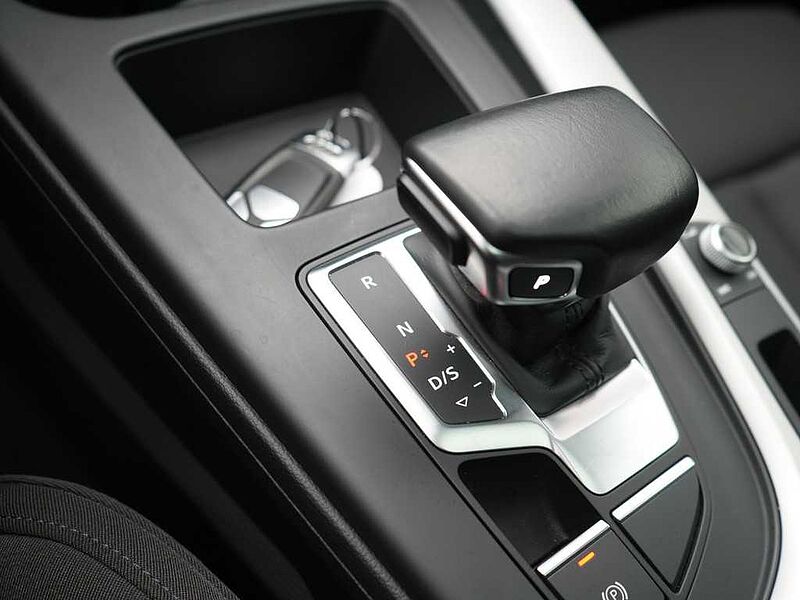 Audi A5 Sportback S-TRON NAVI PANO SHZ MATRIX PDC