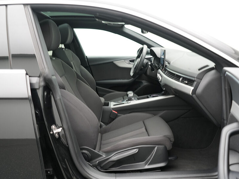 Audi A5 Sportback S-TRON NAVI PANO SHZ AHK PDC