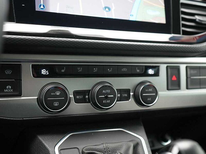 Volkswagen T6.1 Multivan Edition DSG 7-SITZER AHK ACC LEDER