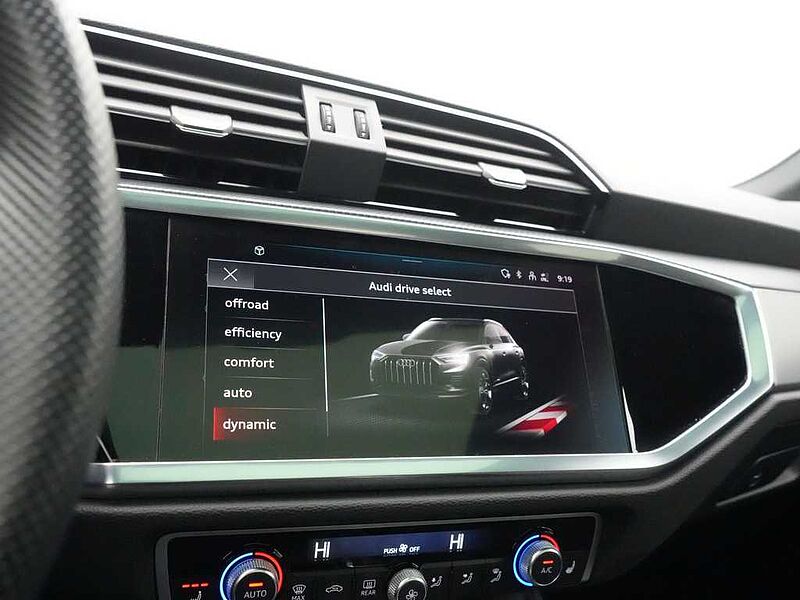 Audi Q3 S line STRON PANO AHK ACC NAVI VIRT KAM APP