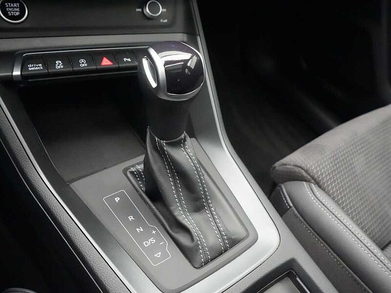 Audi Q3 S line STRON PANO AHK ACC NAVI VIRT KAM APP