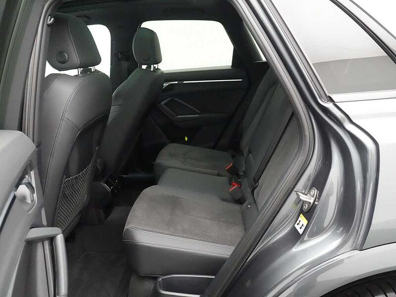 Audi Q3 S line STRON PANO AHK ACC NAVI VIRT KAM APP