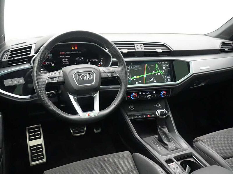 Audi Q3 S line STRON PANO AHK ACC NAVI VIRT KAM APP