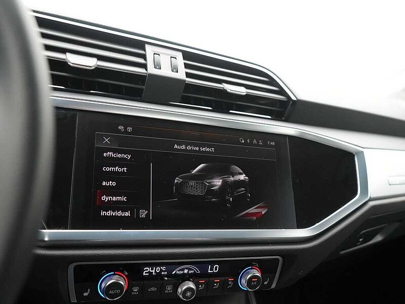 Audi Q3 Sportback S line S-TRON AHK NAVI KAM VIRT ACC