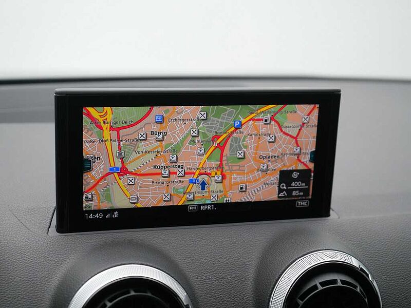 Audi Q2 S line LEDER APP CONNECT SPORTSITZE PDC SHZ