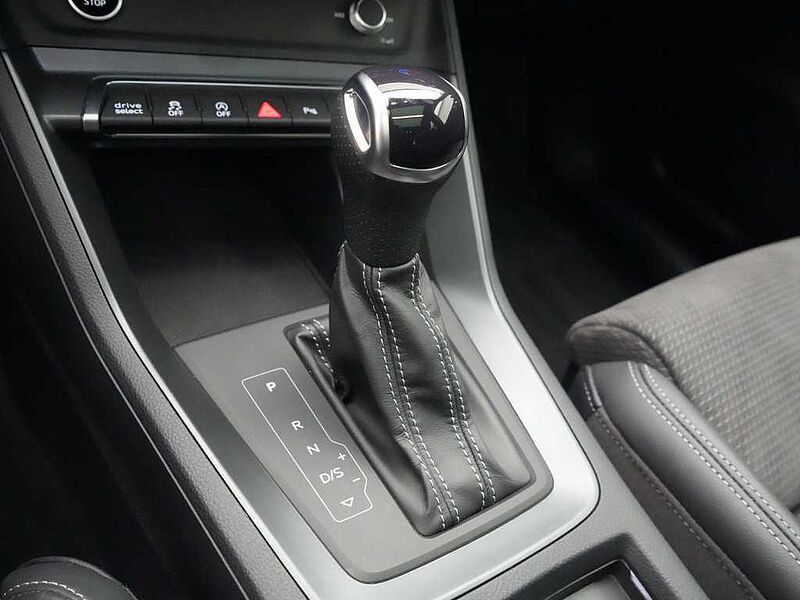 Audi Q3 S line S TRON PANO ACC AHK NAVI VIRT APP