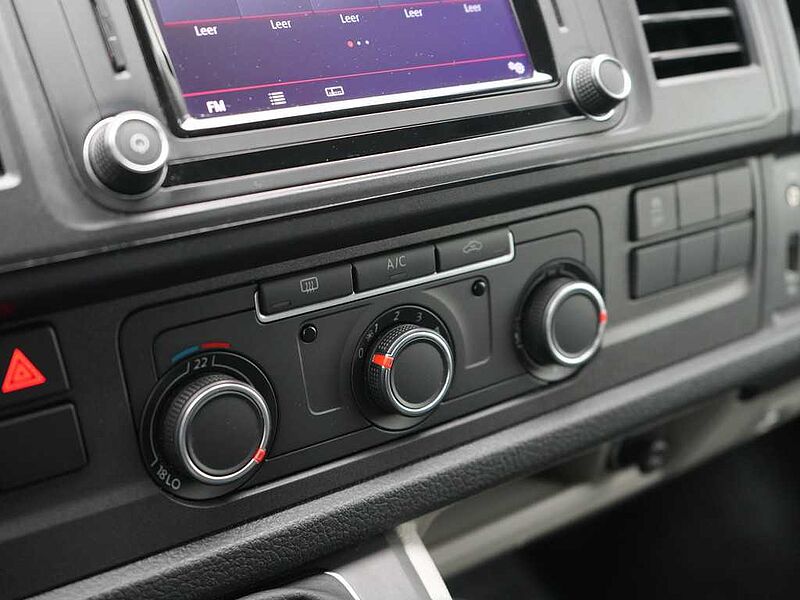 Volkswagen T6 Kasten TDI LR FLÜGELTÜREN PDC NAVI APP