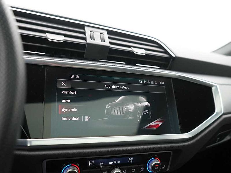 Audi Q3 Sportback S line STRON KAM 360° APP NAVI VIRT