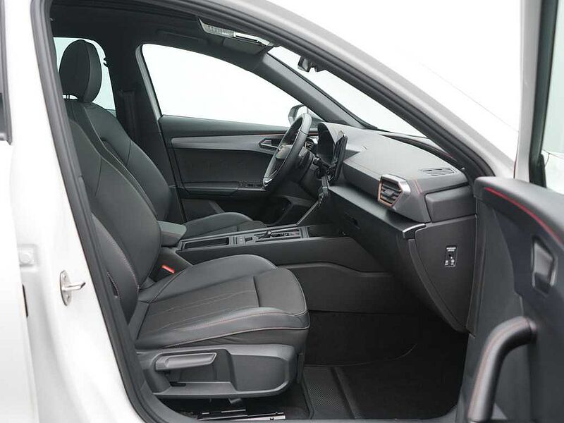 CUPRA Formentor DSG PANO ACC LED KAM SHZ PDC CARPLAY