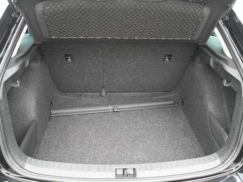 SKODA SCALA DSG VIRT ACC SHZ LED CARPLAY PDC