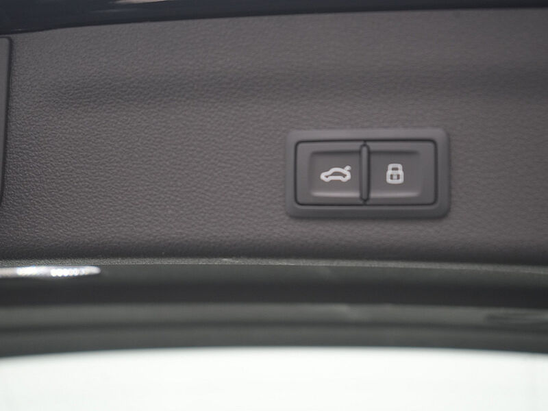 Audi A6 Avant advanced PANO NAVI ACC LEDER MATRIX KAM