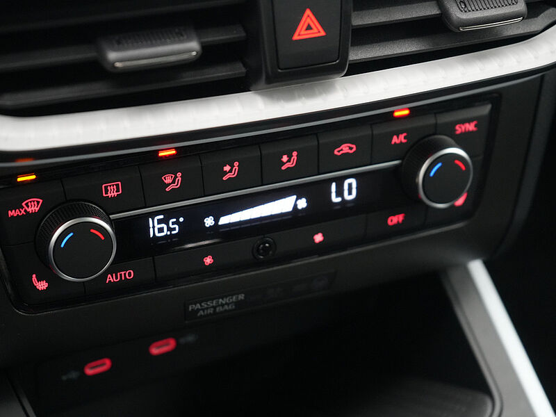 SEAT Arona Style ACC LED SHZ PDC KAM VIRT NAVI ACC