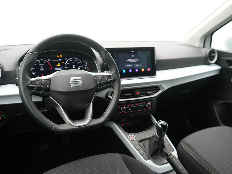 SEAT Arona Style ACC LED SHZ PDC KAM VIRT NAVI ACC