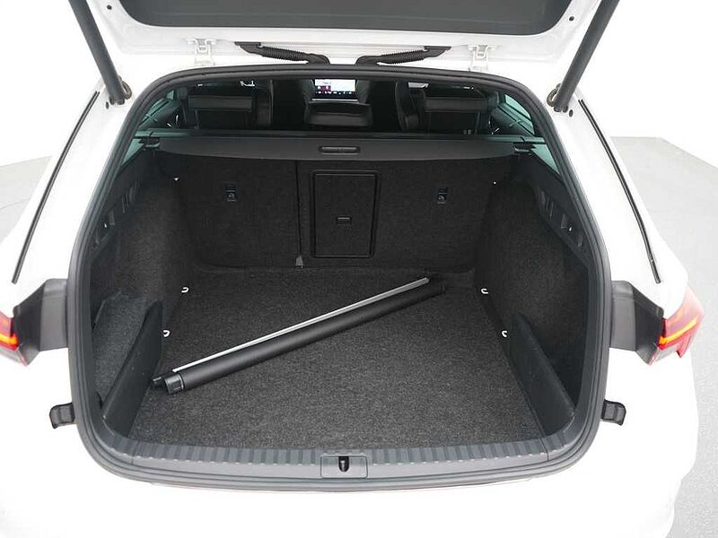 SKODA OCTAVIA Ocatvia Combi RS MEMORY HUD LED VIRT ACC NAVI