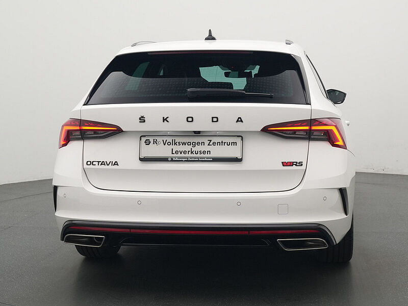 SKODA OCTAVIA Combi RS DSG ACC NAVI KAM CARPLAY MEMORY