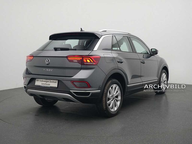 Volkswagen T-Roc Life NAVI SHZ VIRT LED PDC CARPLAY