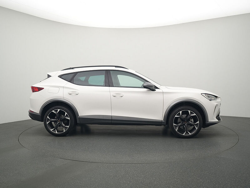 CUPRA Formentor DSG ACC KAM KEYLESS CARPLAY SHZ LED