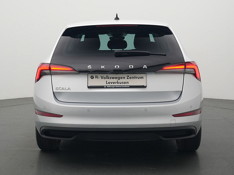 SKODA SCALA Tour DSG AHK ACC CARPLAY LED SHZ VIRT PDC