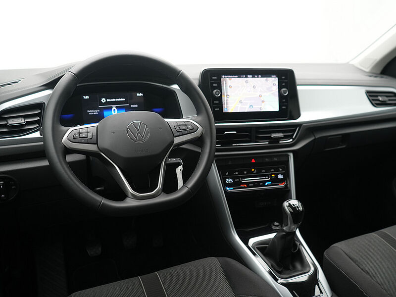 Volkswagen T-Roc Life NAVI VIRT SHZ CARPLAY PDC LED