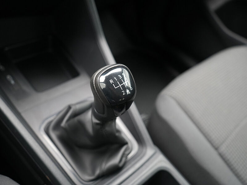 Volkswagen Caddy 4MOTION CARPLAY KLIMA AHK