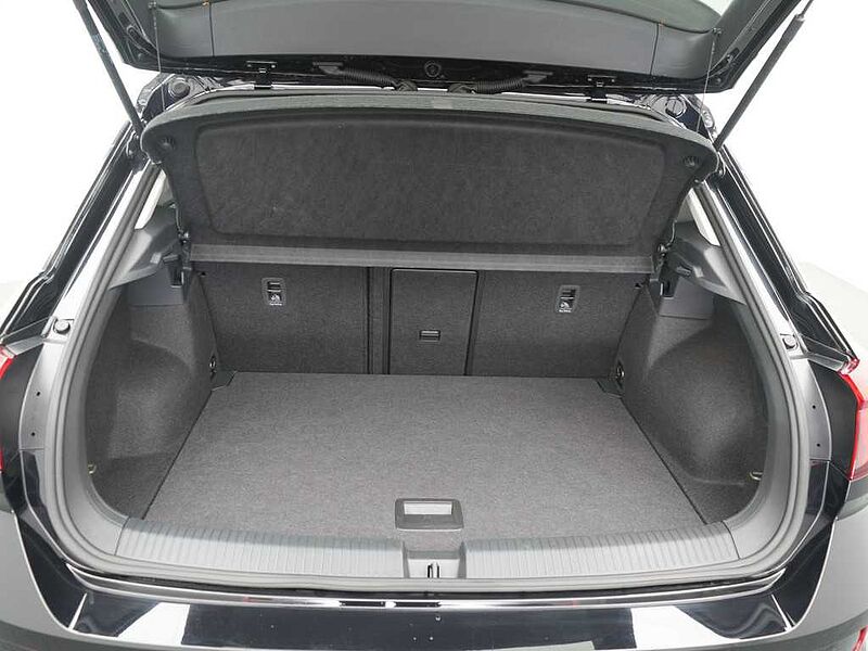 Volkswagen T-Roc Life NAVI VIRT CARPLAY SHZ PDC LED