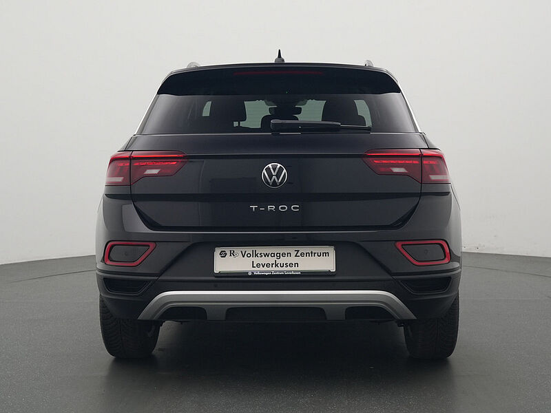 Volkswagen T-Roc Life NAVI VIRT CARPLAY SHZ PDC LED