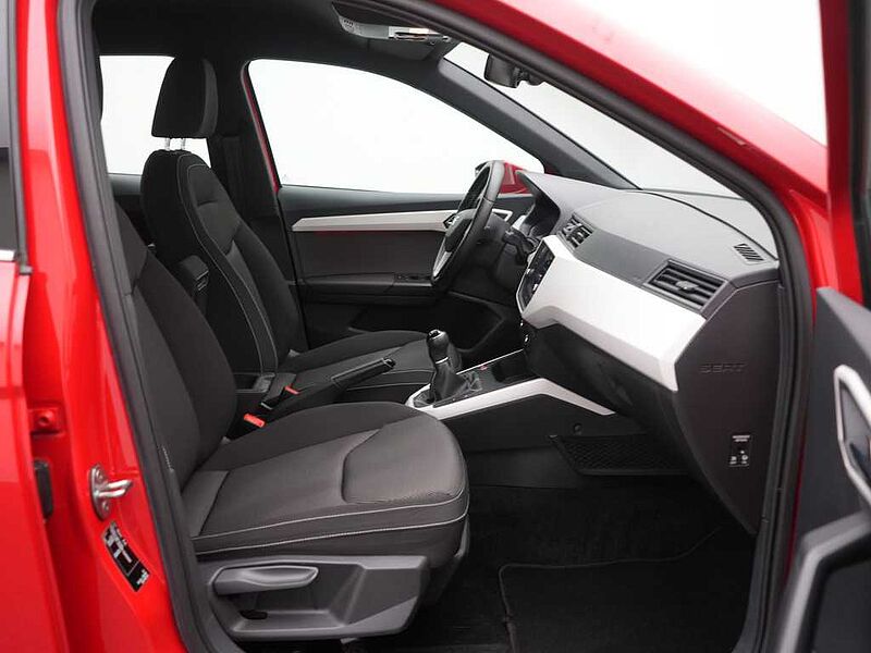 SEAT Arona Xcellence KAMERA APP PORT NAVI SHZ ACC ACC