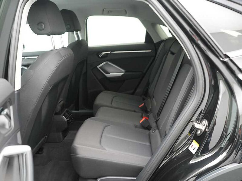 Audi Q3 Sportback 45 e S line S-TRON NAVI VIRT SHZ