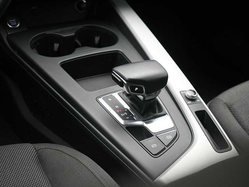 Audi A4 Avant S TRON AHK NAVI APP LED SHZ PDC