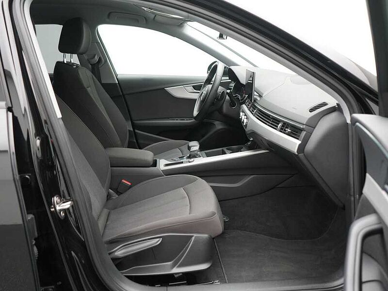 Audi A4 Avant S TRON AHK NAVI APP LED SHZ PDC