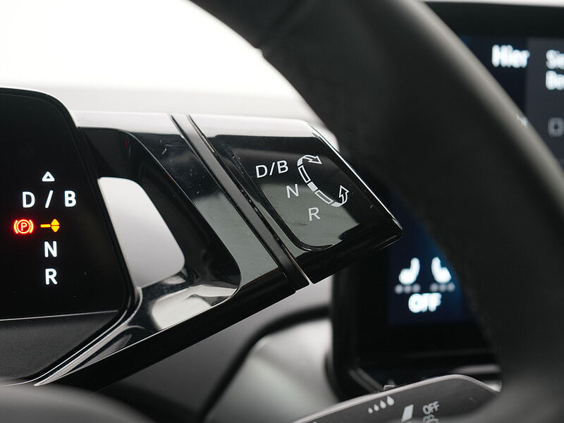 Volkswagen ID.5 Pro Performance MATRIX AHK KEYLESS NAVI ACC
