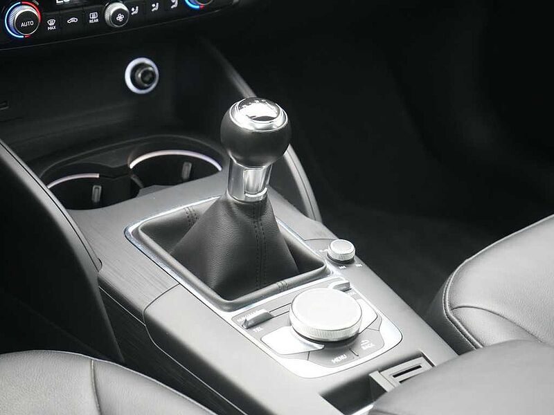 Audi A3 Sportback VIRT NAVI SHZ LEDER